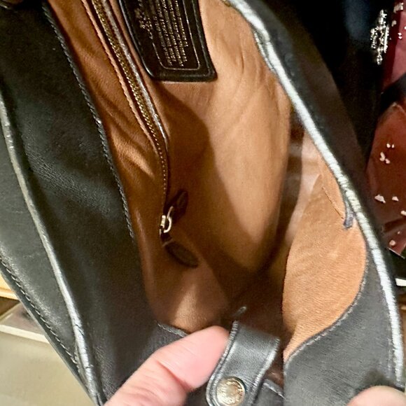 Coach NOMAD Luxury Quality Glove tanned Black Leather Hobo - Picture 12 of 15